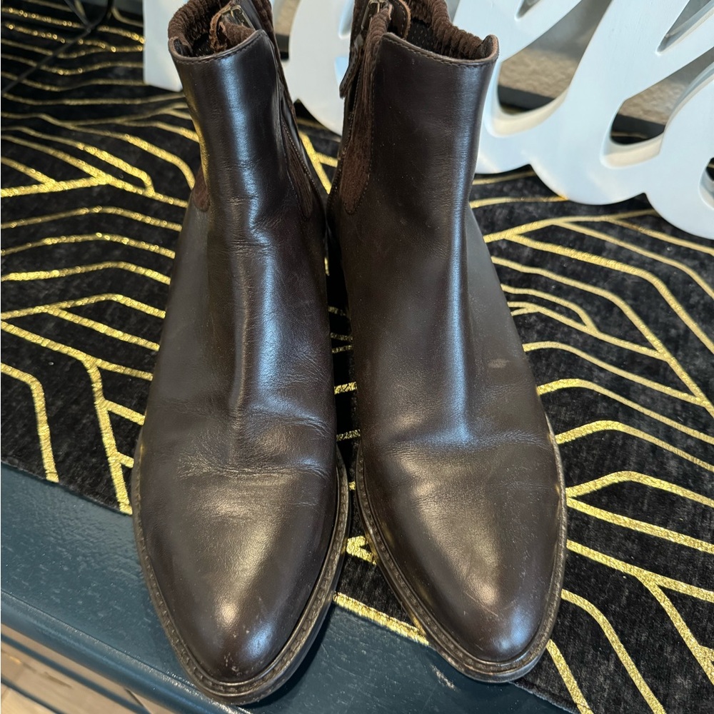NEW AquaItalia leather boots size 8
